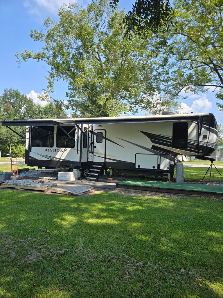 2022 Heartland Bighorn 3502SB - National Vehicle