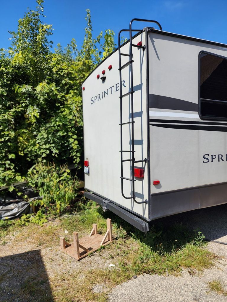 2019 Keystone Sprinter Limited 3551FWMLS - National Vehicle