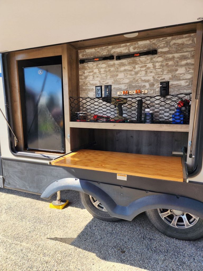 2019 Keystone Sprinter Limited 3551FWMLS - National Vehicle