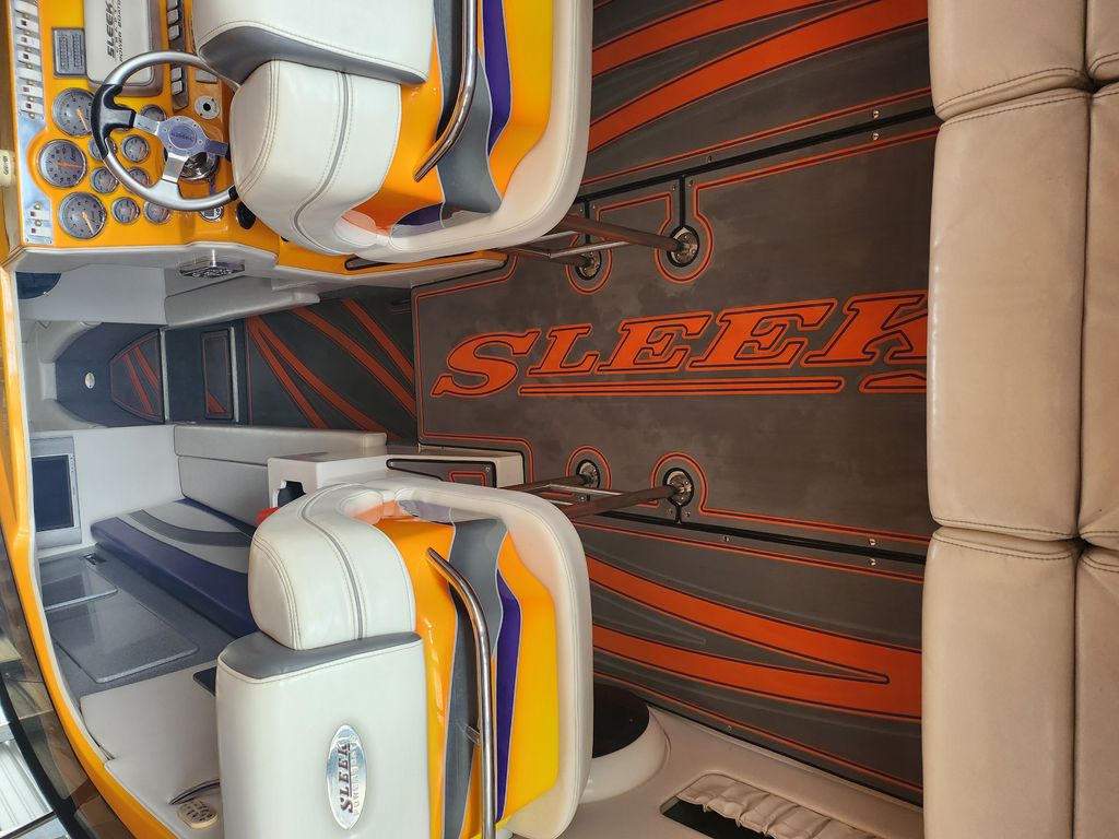 H 2006 Sleekcraft Heritage 32 - National Vehicle