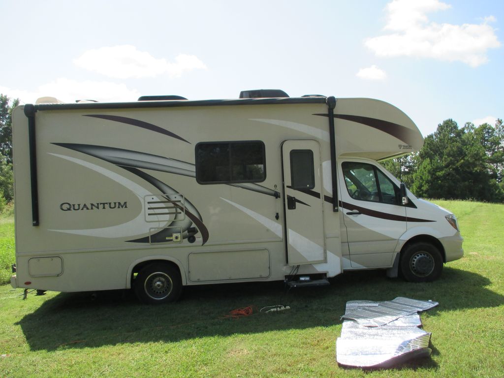 2018 Thor Motor Coach Quantum Sprinter 24KM - National Vehicle