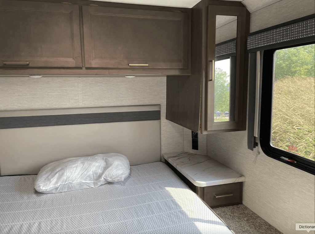 2024 Thor Motor Coach Chateau 28A - National Vehicle