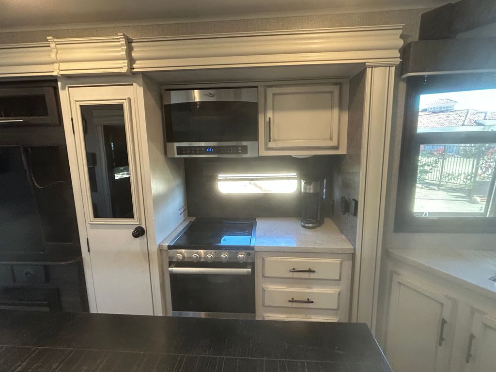 2021 Jayco Eagle 332CBOK - National Vehicle