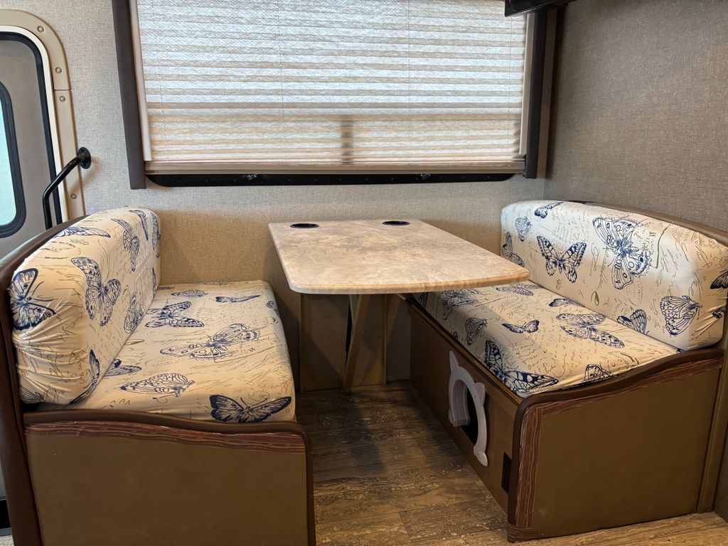 2019 Thor Motor Coach Hurricane 29M - National Vehicle