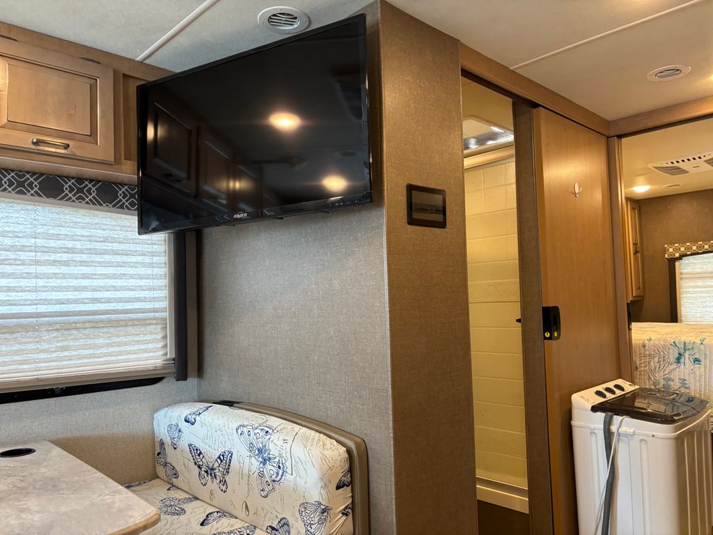 2019 Thor Motor Coach Hurricane 29M - National Vehicle