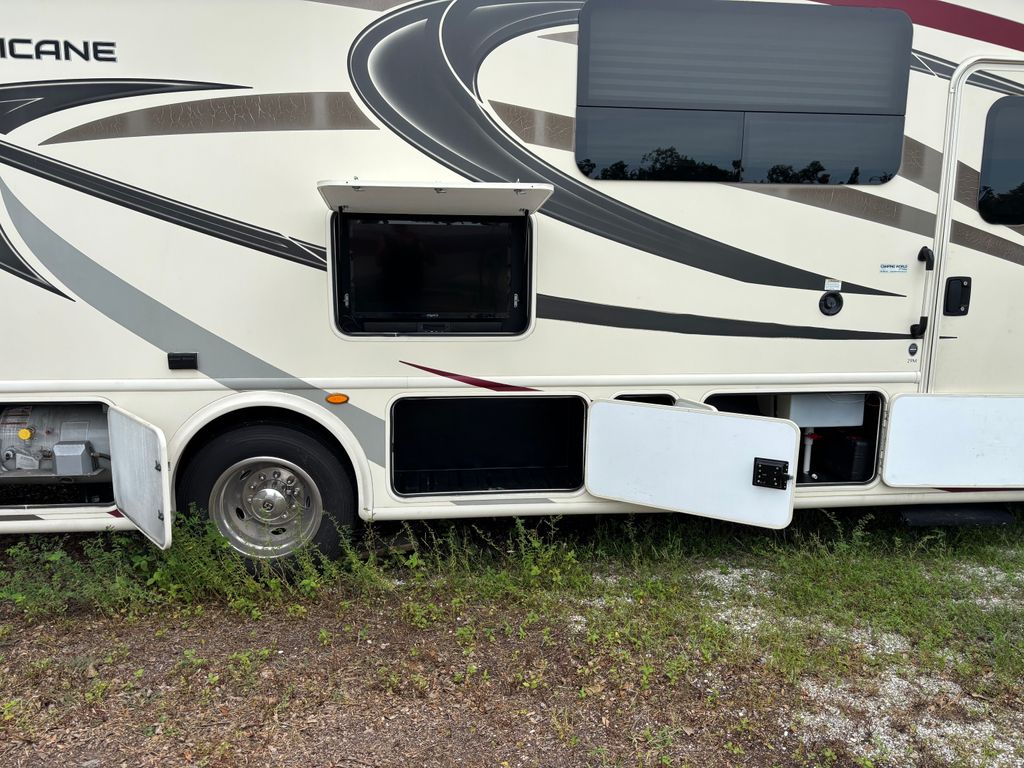 2019 Thor Motor Coach Hurricane 29M - National Vehicle
