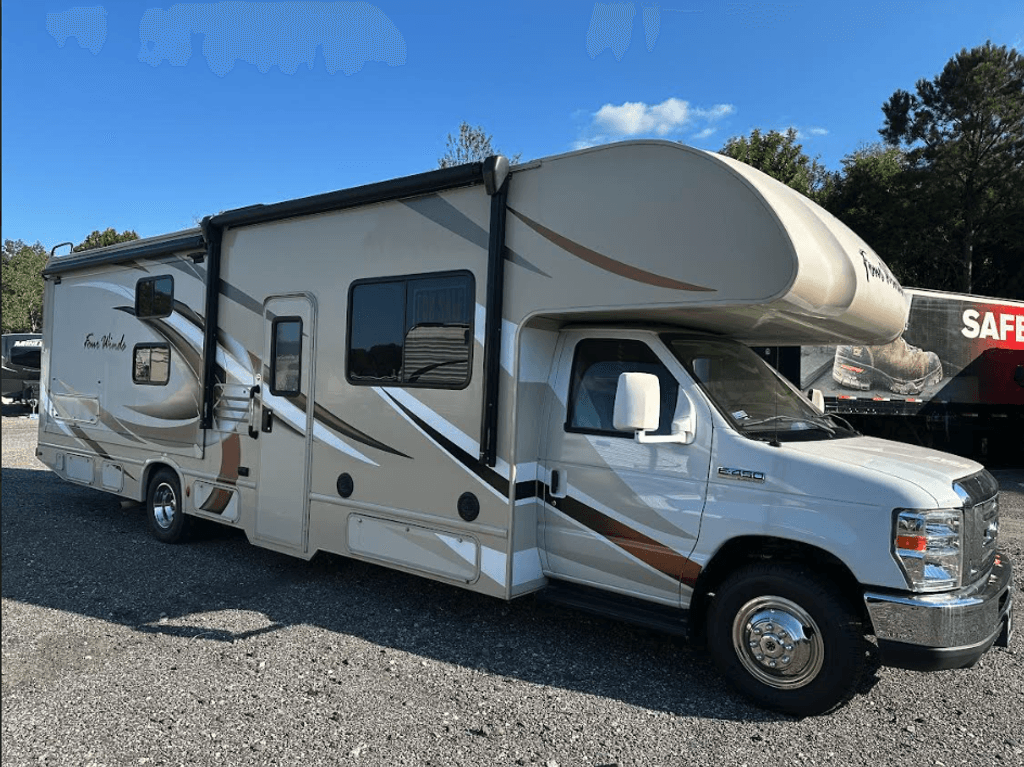2018 Thor Motor Coach Chateau 30D - National Vehicle