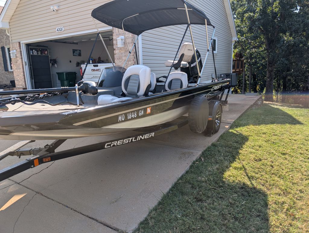 2009 Crestliner Crappie 17 - National Vehicle