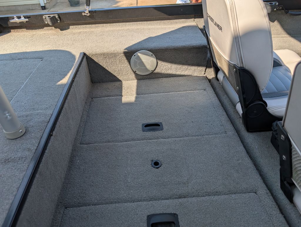 2009 Crestliner Crappie 17 - National Vehicle