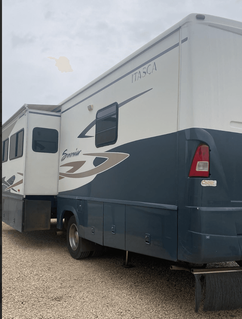 2004 Itasca Suncruiser 33V - National Vehicle