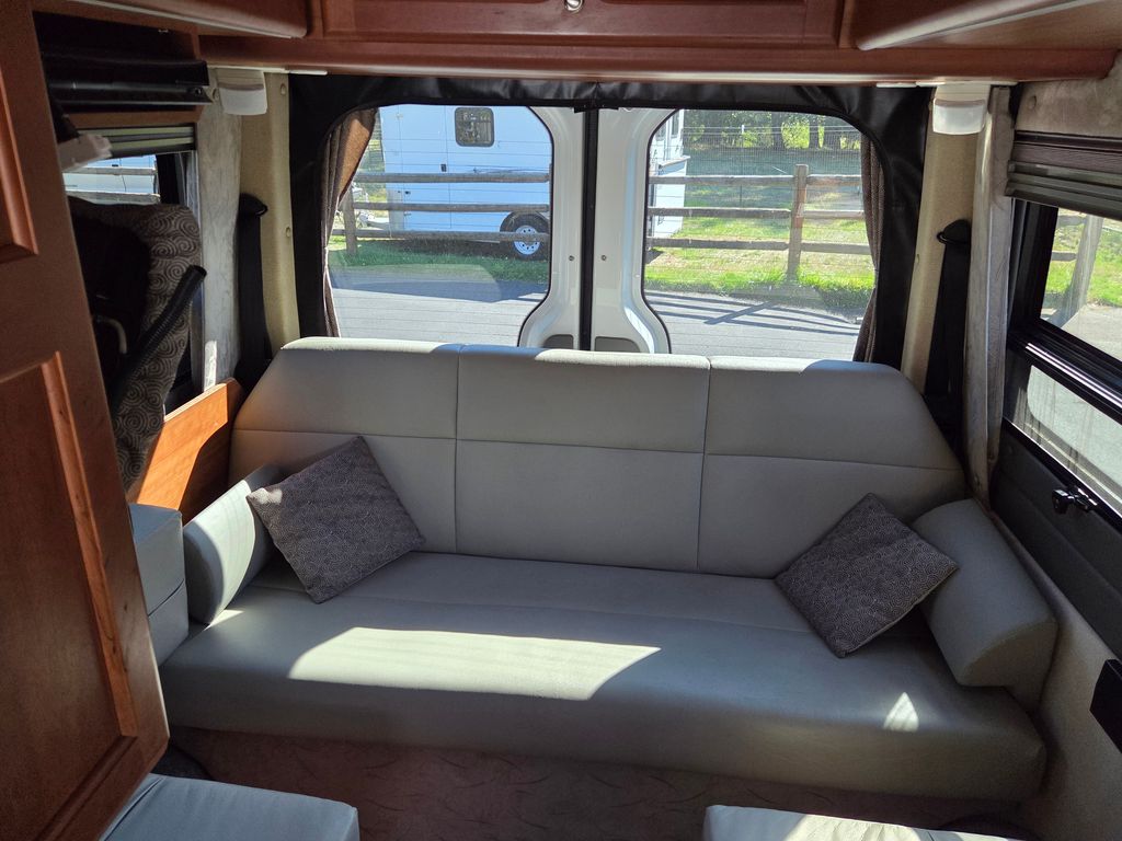 2013 Roadtrek SS Agile - National Vehicle