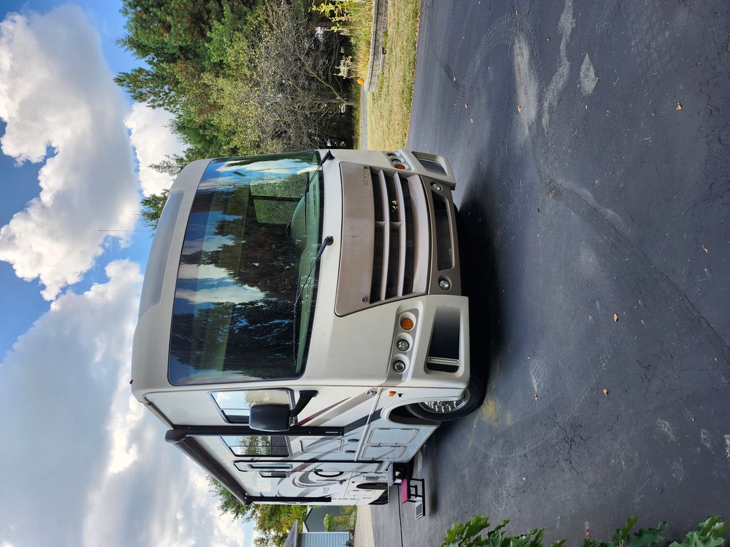 写真 2016 Forest River Georgetown GT3 31B - National Vehicle