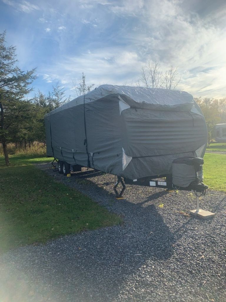 2019 East to West Della Terra 29KRK - National Vehicle