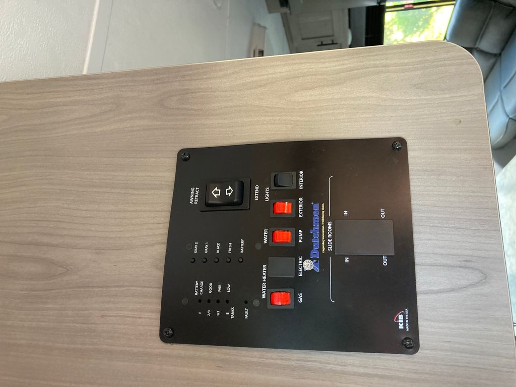 2022 Dutchmen Coleman Lantern LT 202RD - National Vehicle