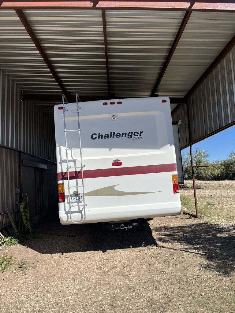 2006 Damon Challenger 372 - National Vehicle