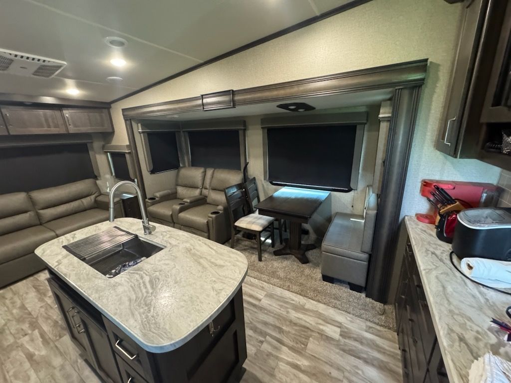 2021 Grand Design Reflection 150 280RS - National Vehicle