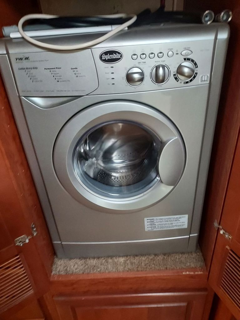 2006 Damon Astoria Pacific 3579 - National Vehicle