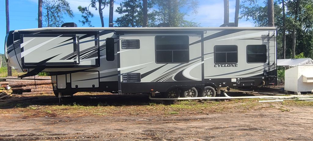 2020 Heartland Cyclone 4007 - National Vehicle