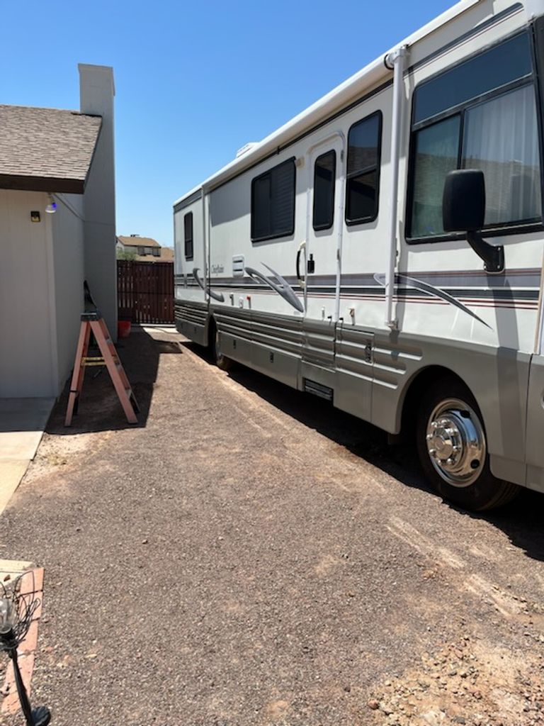 1998 Winnebago Chieftain 36WL - National Vehicle