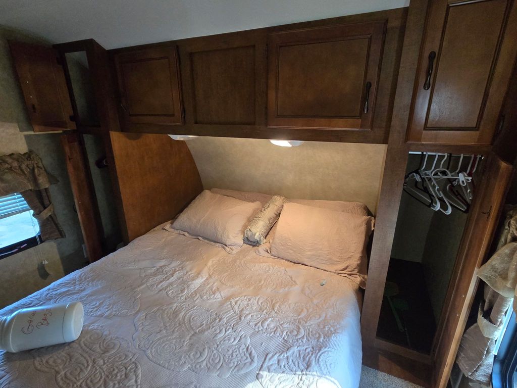 2013 Coachmen Catalina 30BHS - National Vehicle