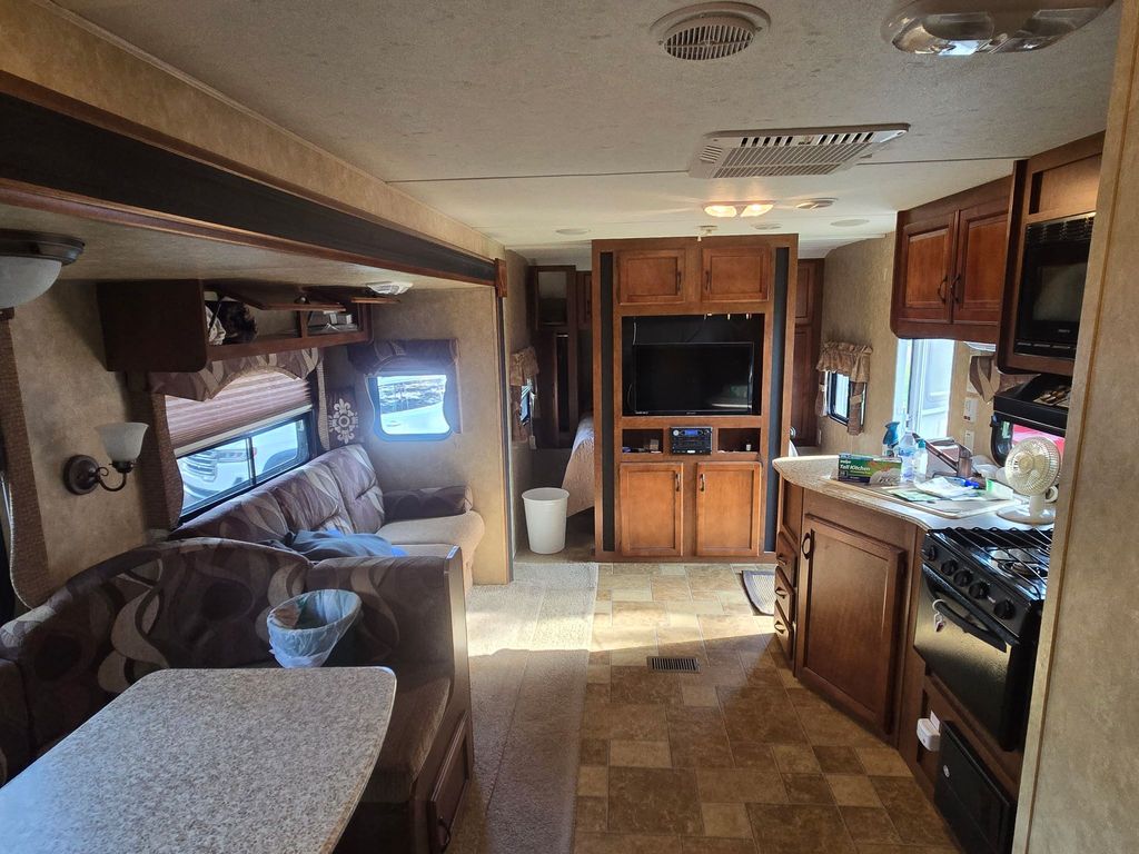 2013 Coachmen Catalina 30BHS - National Vehicle