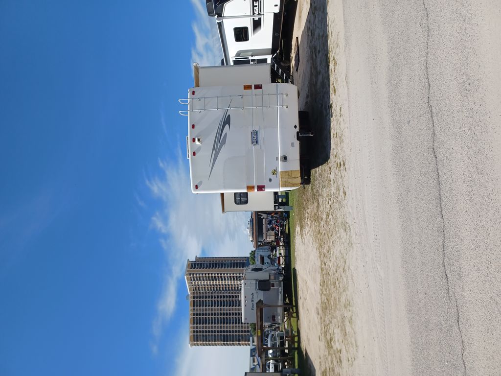 2004 National RV Sea Breeze 8321LX - National Vehicle
