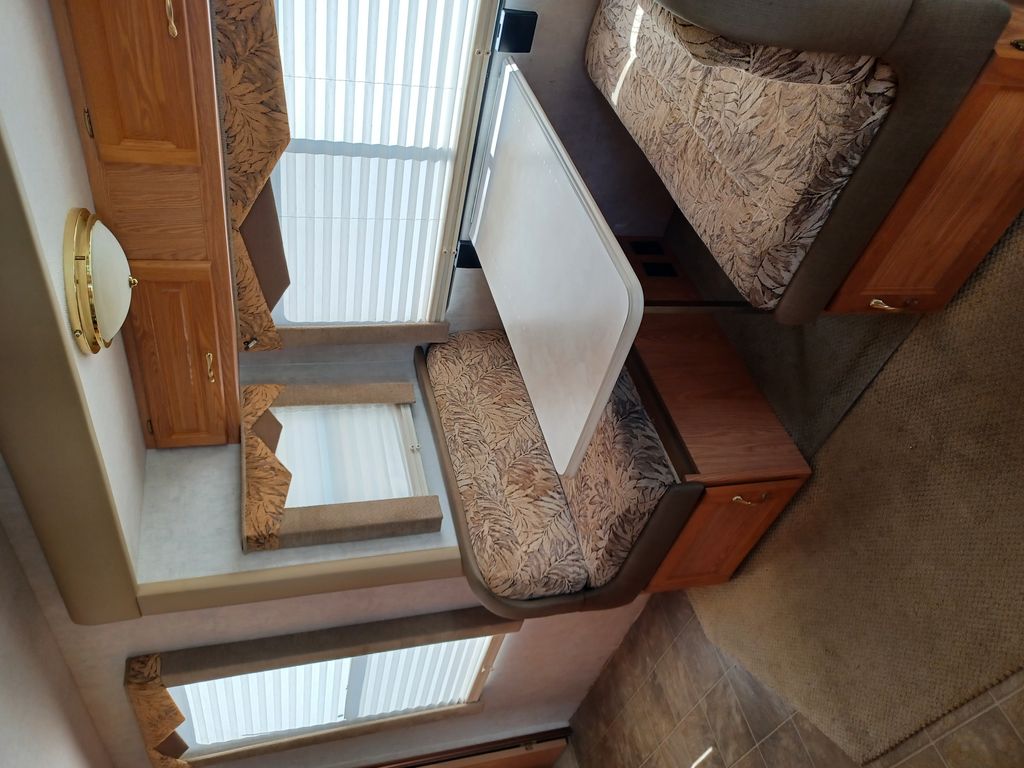 2004 National RV Sea Breeze 8321LX - National Vehicle