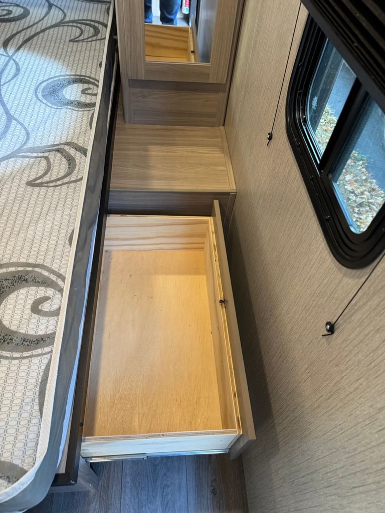 my my 様 2021 Coachmen Freedom Express Ultra Lite 231RBDS - National Vehicle