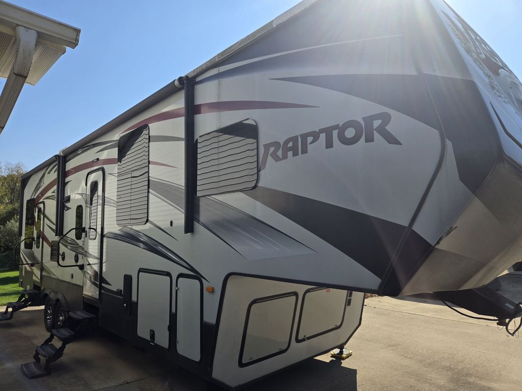 2015 Keystone Raptor 300MP - National Vehicle