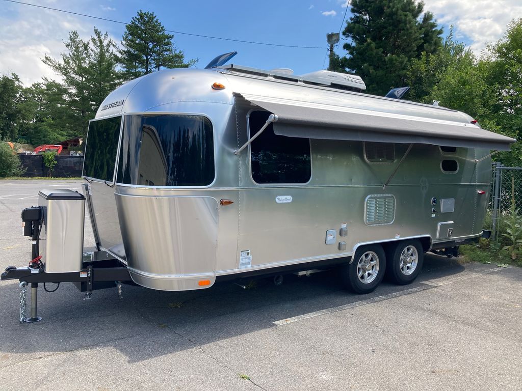 2020 Airstream Flying Cloud 23FB - National Vehicle