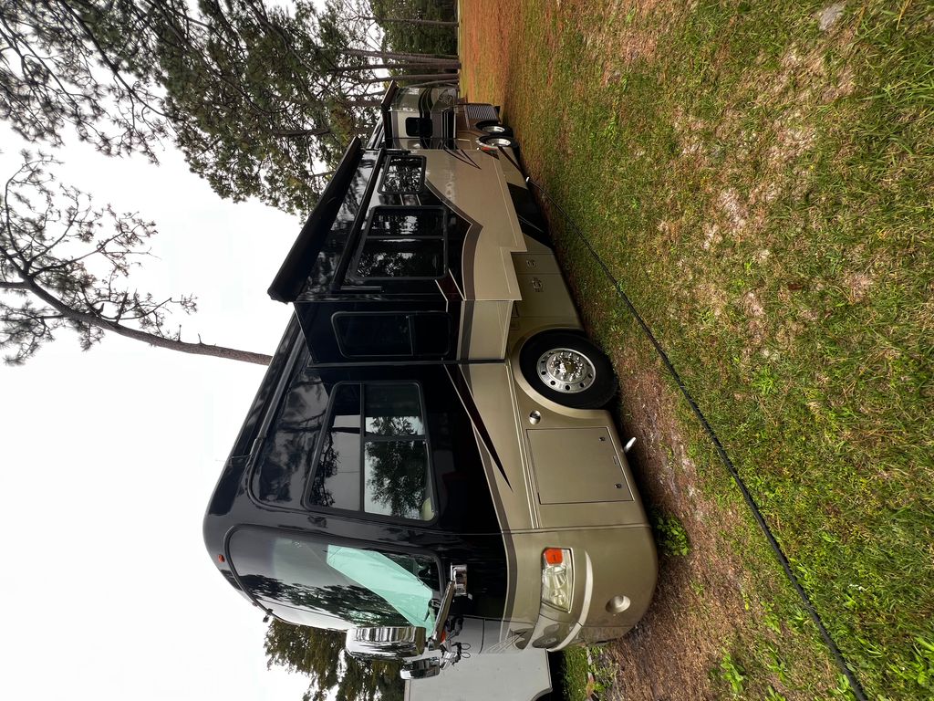 2008 Tiffin Motorhomes Zephyr 45QEZ - National Vehicle