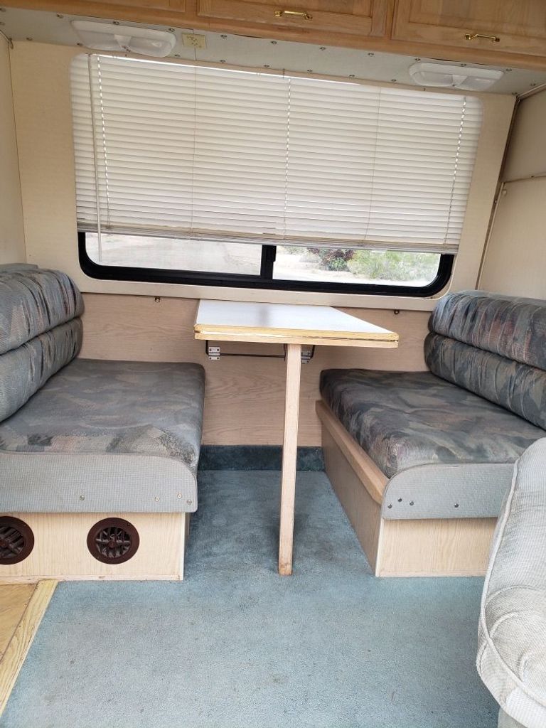 1995 Telstar 274QB-EC - National Vehicle