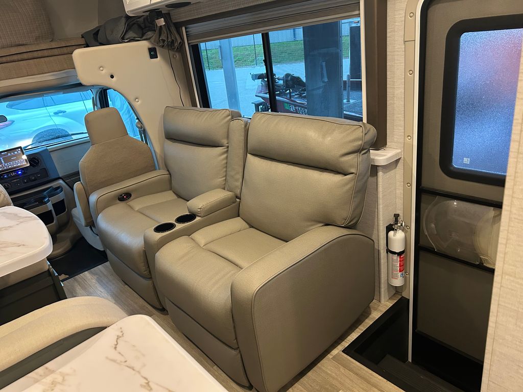 2025 Thor Motor Coach Freedom Eddie Bauer 28EB - National Vehicle