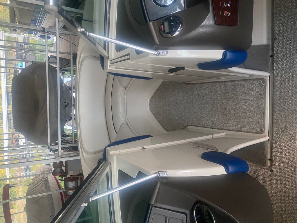 2007 Sea Ray 210 Select - National Vehicle