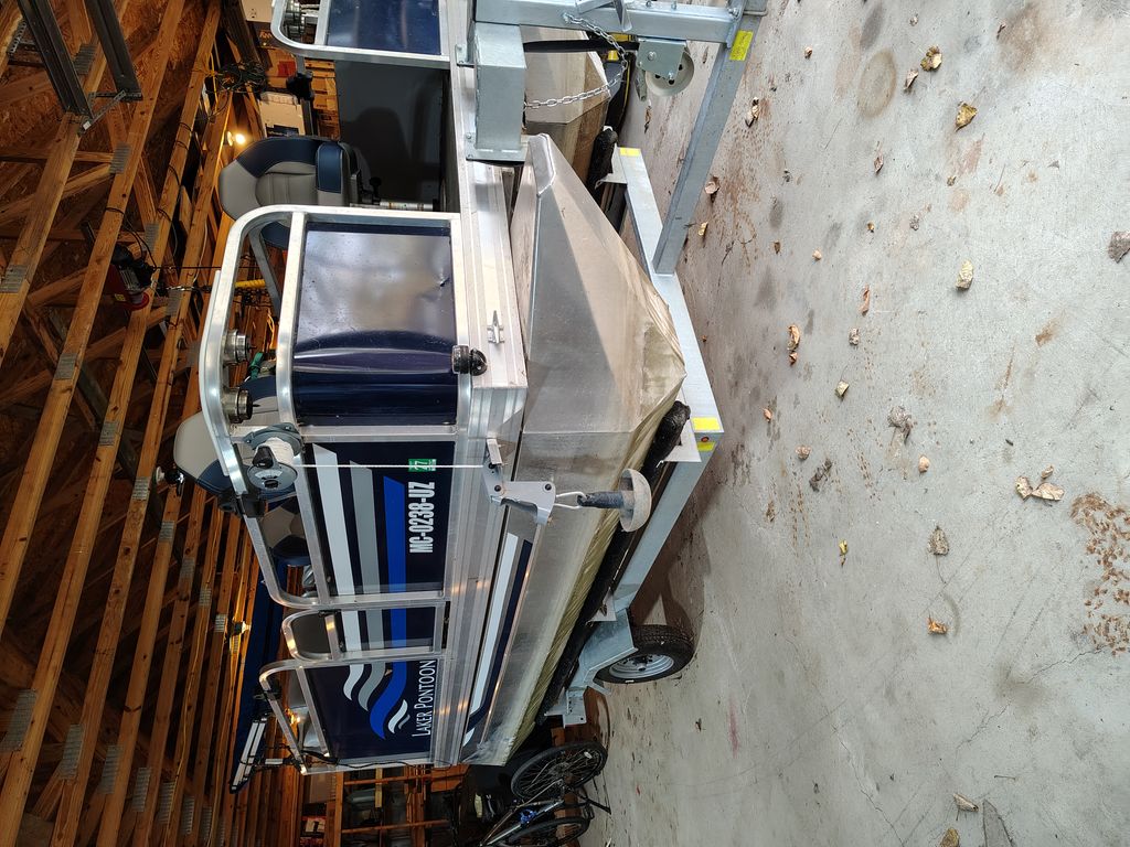 2023 Laker 712 - National Vehicle