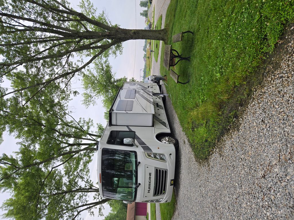 2024 Thor Motor Coach Hurricane 35M - National Vehicle