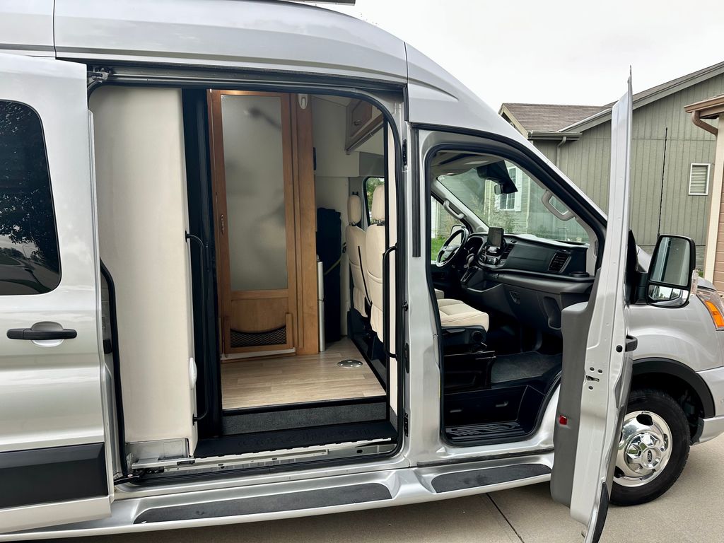 2022 Coachmen Beyond 22C AWD Li3 - National Vehicle