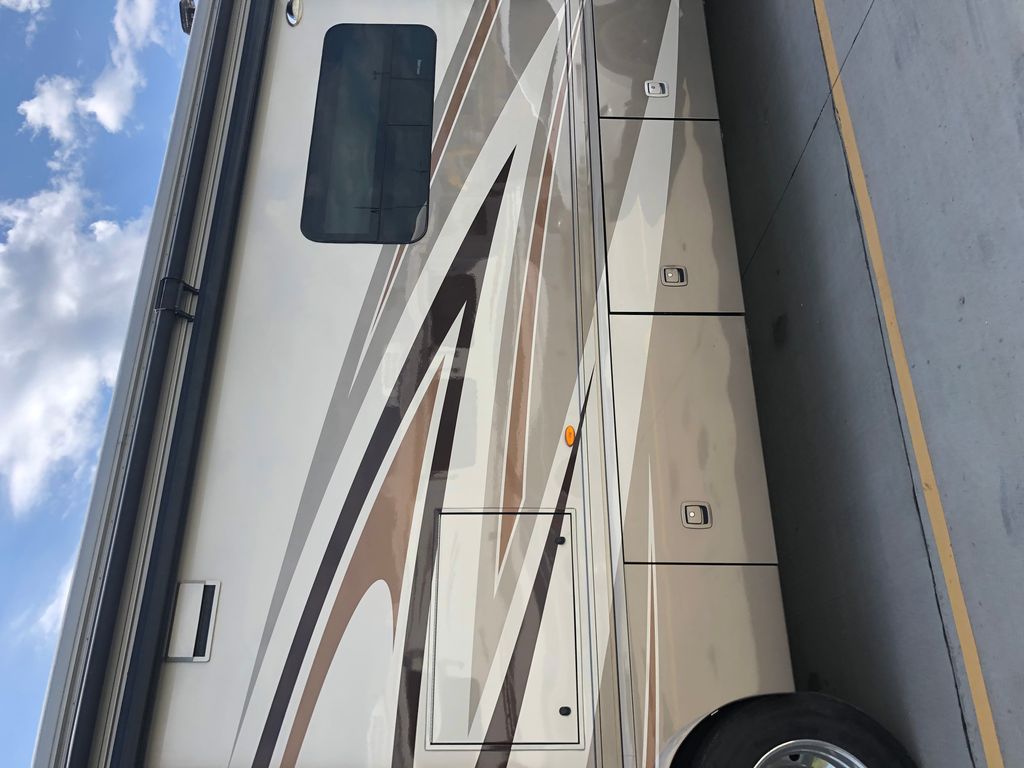 2015 Winnebago Adventurer 38Q - National Vehicle