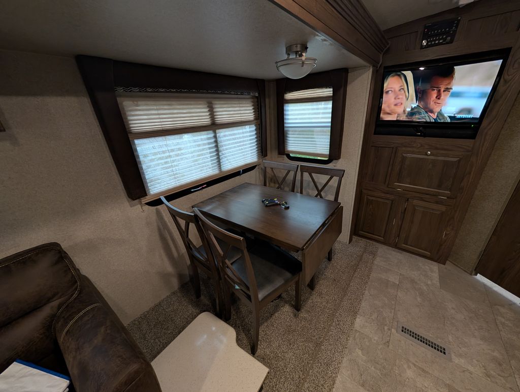 2018 Forest River Rockwood Ultra Lite 2604WS - National Vehicle