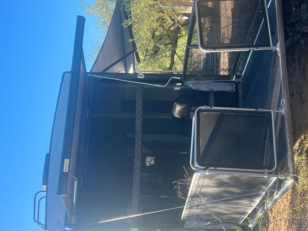 2015 Keystone Raptor 384PK - National Vehicle