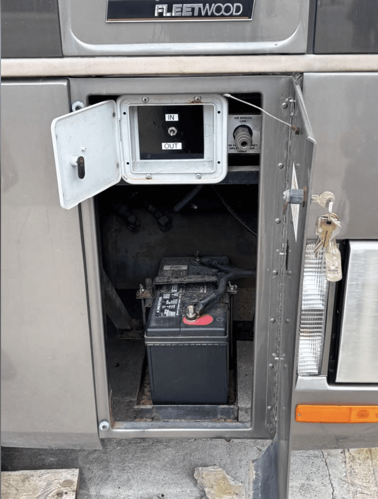 1993 Fleetwood American Eagle 38A - National Vehicle