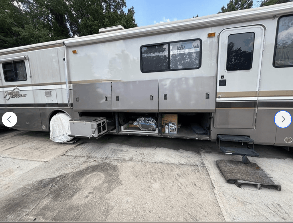 マウンテン 1993 Fleetwood American Eagle 38A - National Vehicle