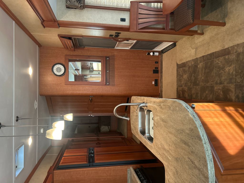 2013 Lifestyle Luxury 5th Wheel 37CKSL - National Vehicle