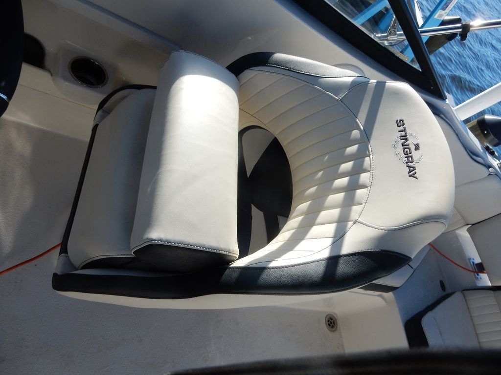 2023 Stingray DC211 - National Vehicle