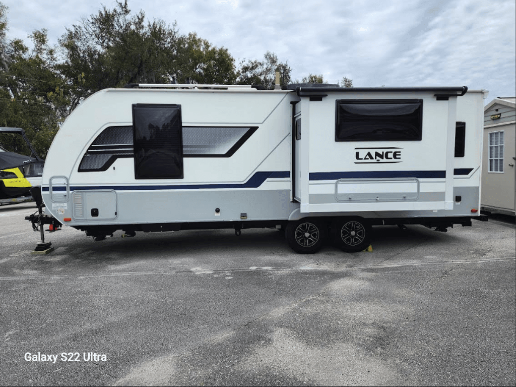 2024 Lance Travel Trailer 2285 - National Vehicle