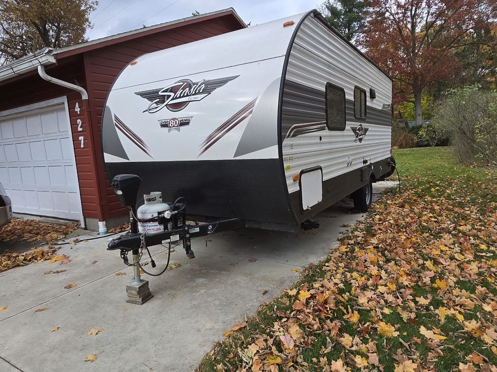 2022 Forest River Shasta 18FQ - National Vehicle