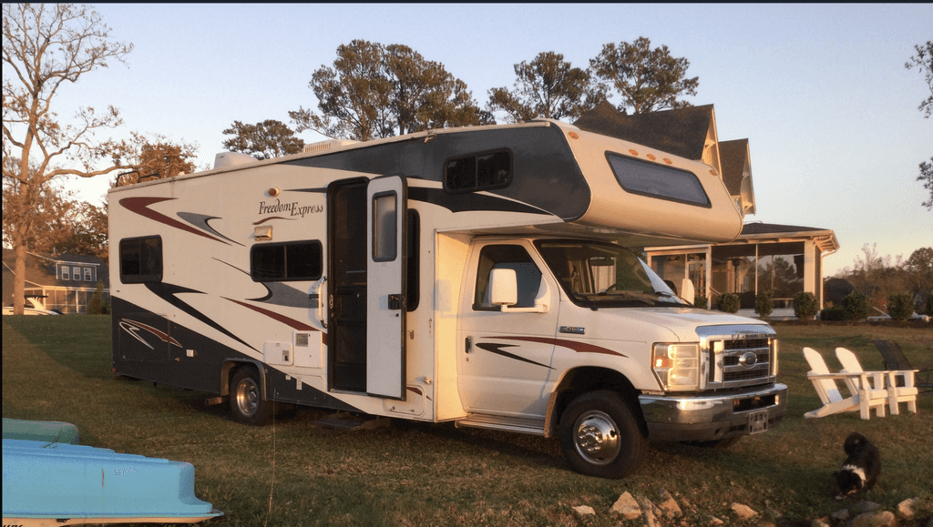 2009 Coachmen Freedom Express 26SO - National Vehicle