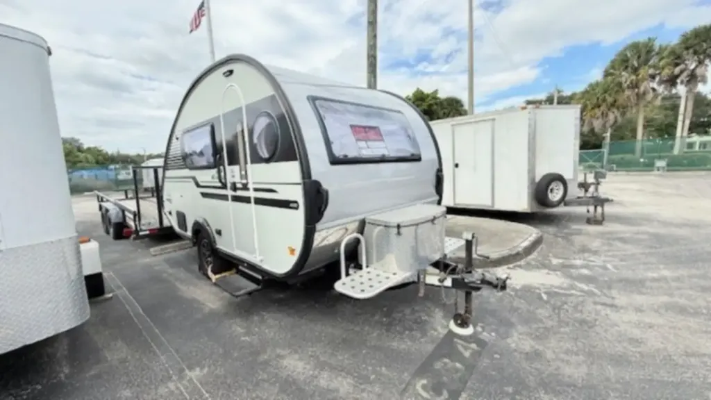 2021 NuCamp T@B 400 Solo Boondock - National Vehicle