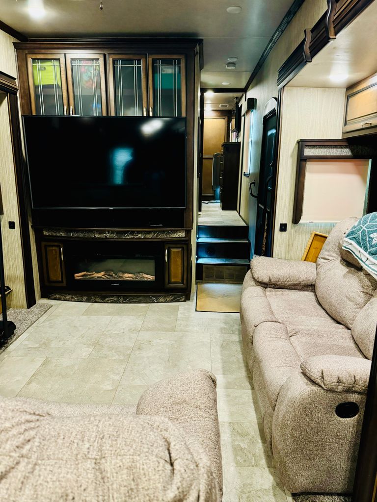 2019 Heartland Big Country 3806RKD - National Vehicle