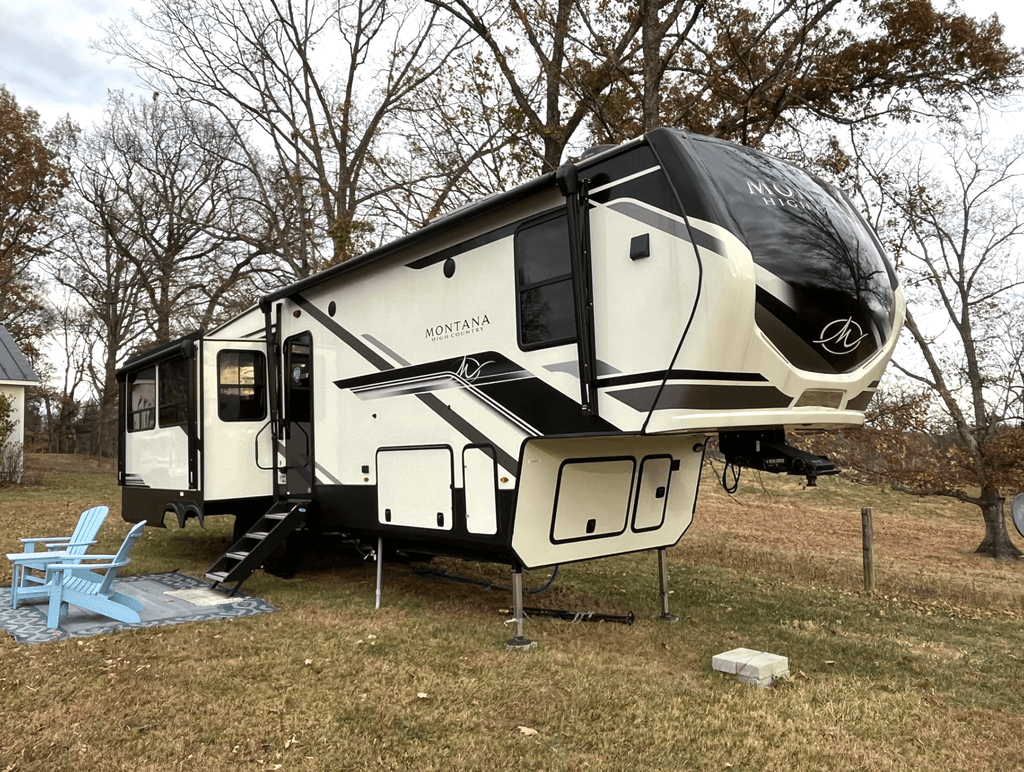 2024 Keystone Montana High Country 331RL - National Vehicle